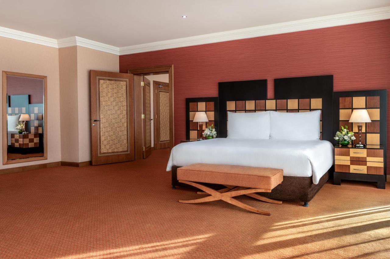 Al Raha Beach Hotel Abu Dhabi Room photo